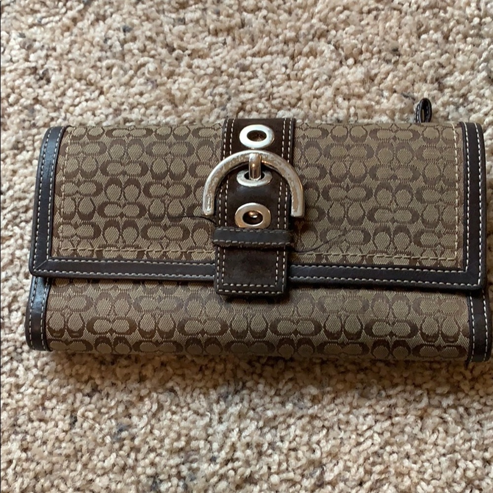 Coach wallet (brown)